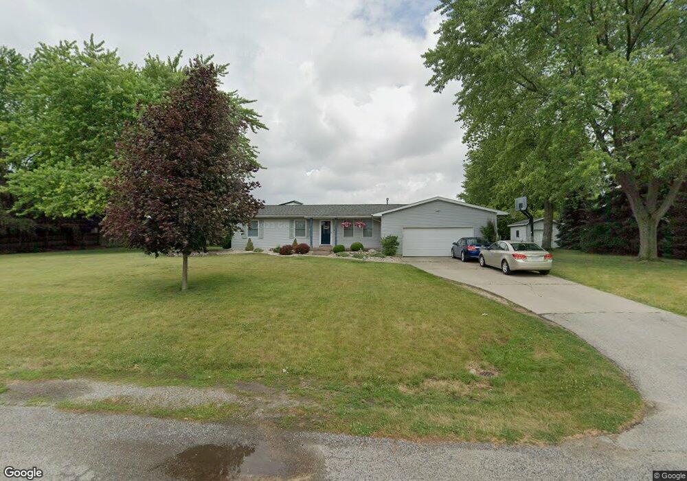 11885 Ayre Ln, Frankenmuth, MI 48734 - photo 1