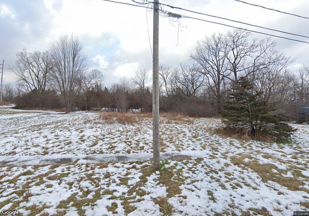 812 Kummer St, Flint, MI 48503 - photo 1