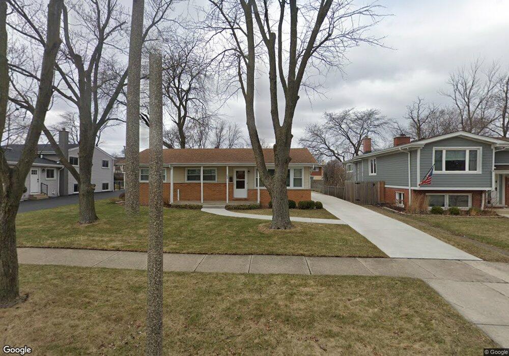 788 S Cedar Ave, Elmhurst, IL 60126 - photo 1