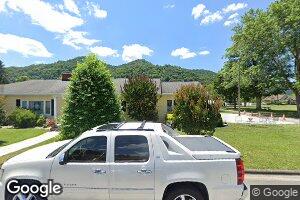 200 Miller Ave, Hinton, WV 25951