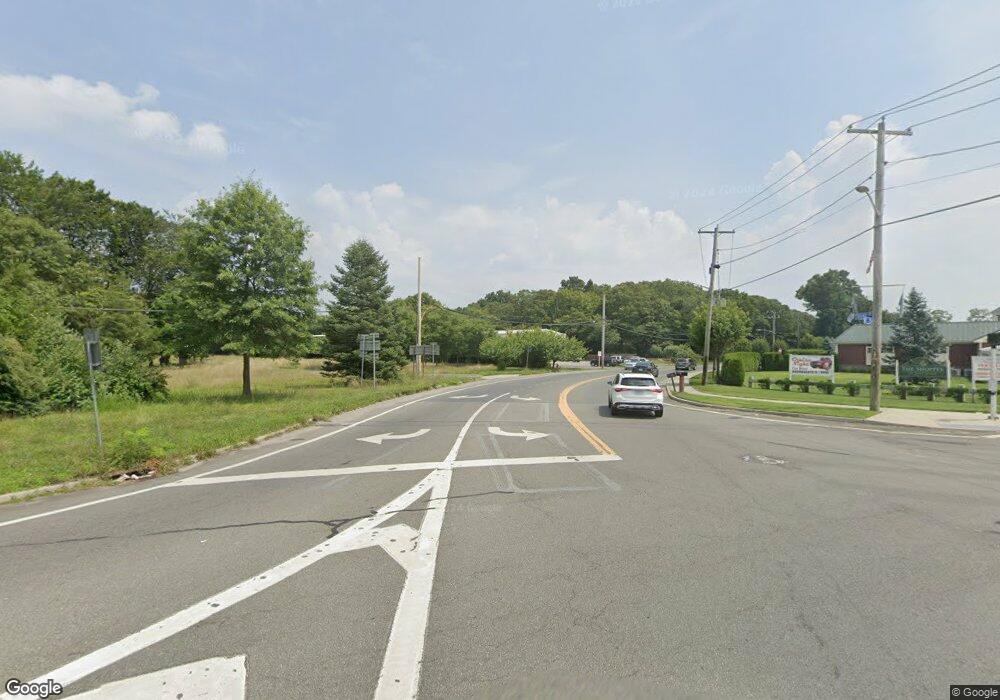 658 E-6 Sound Ave, Wading River, NY 11792 - photo 1