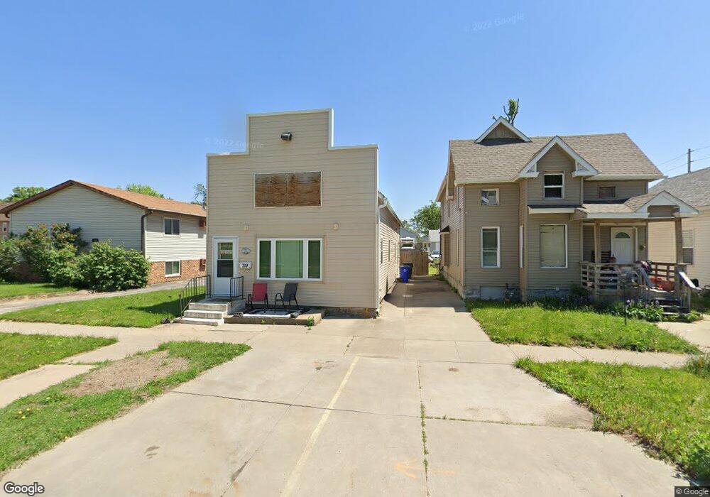 719 3rd St SW, Cedar Rapids, IA 52404 - photo 1