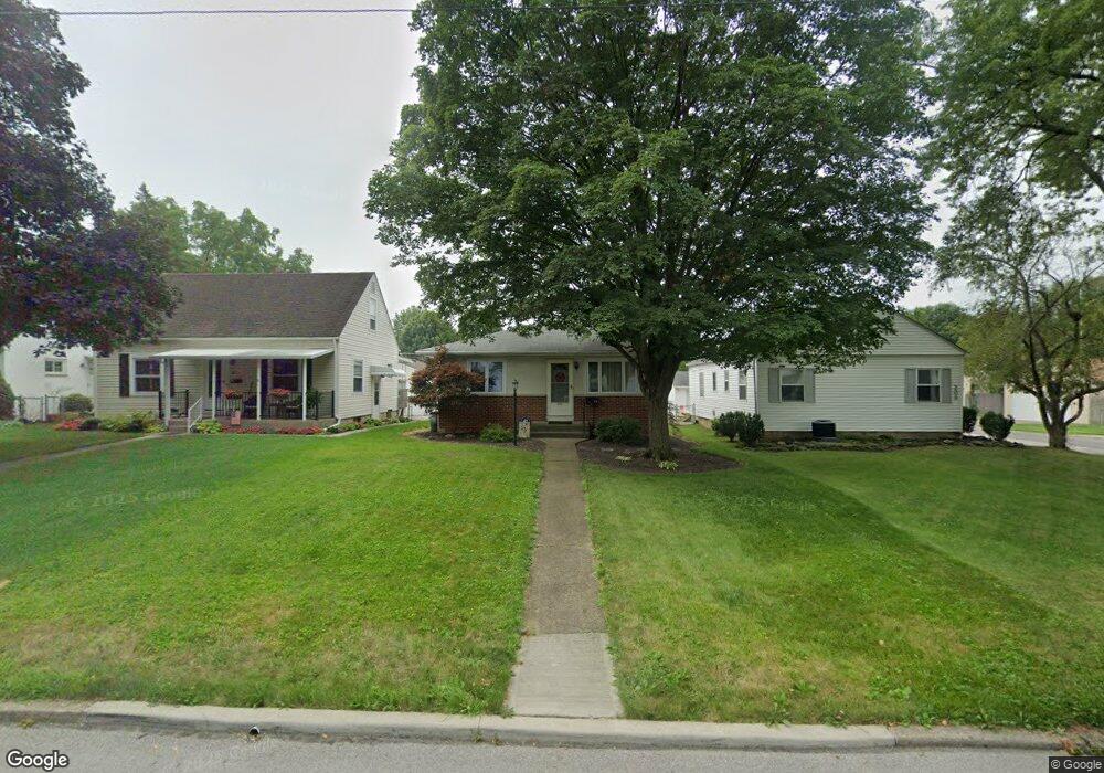 311 E Jeffrey Place, Columbus, OH 43214 - photo 1