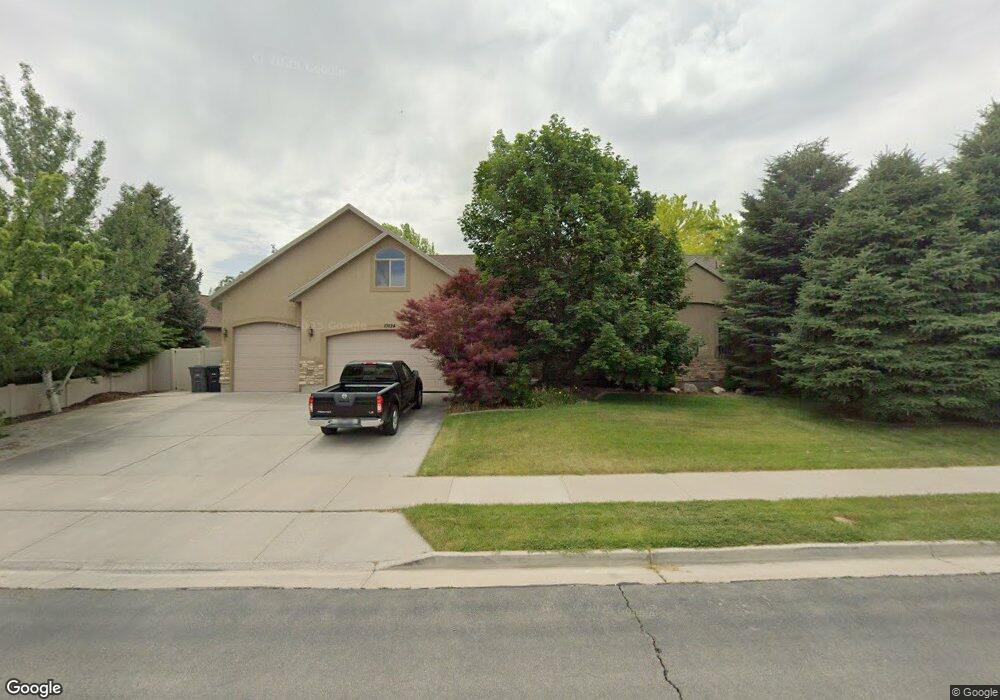 10824 Logan Canyon Rd, South Jordan, UT 84095 - photo 1