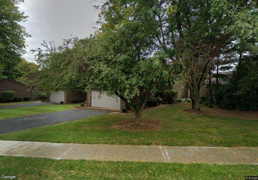 2069 Brookhurst Ave, Columbus, OH 43229 - photo 1