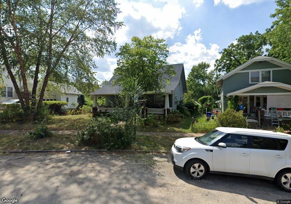 823 16th St SE, Cedar Rapids, IA 52403 - photo 1