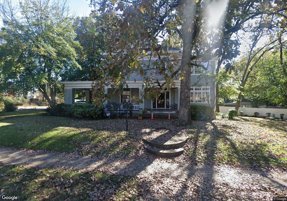 4303 Woodlawn Dr, Little Rock, AR 72205 - photo 1