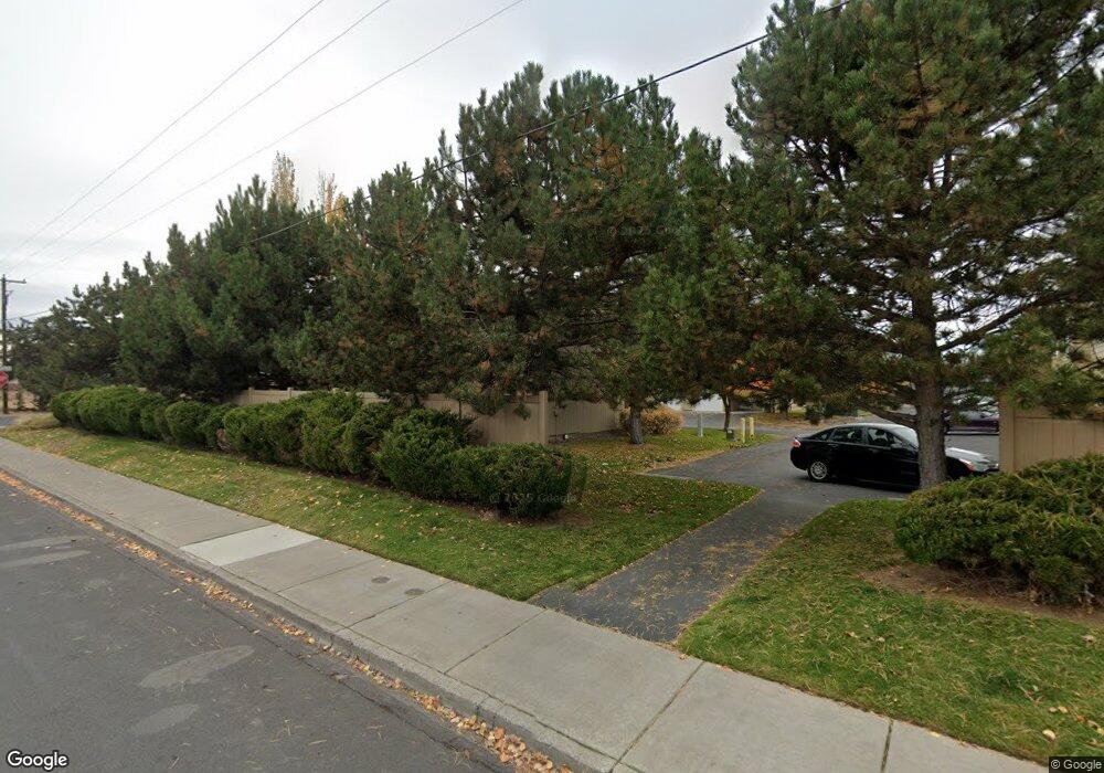 1486 SW 16th St, Redmond, OR 97756 - photo 1