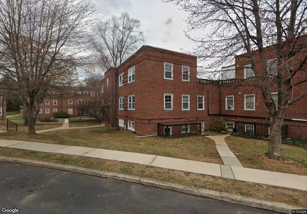 2703 Hollywood Ct unit 2705-D, Reading, PA 19606 - photo 1