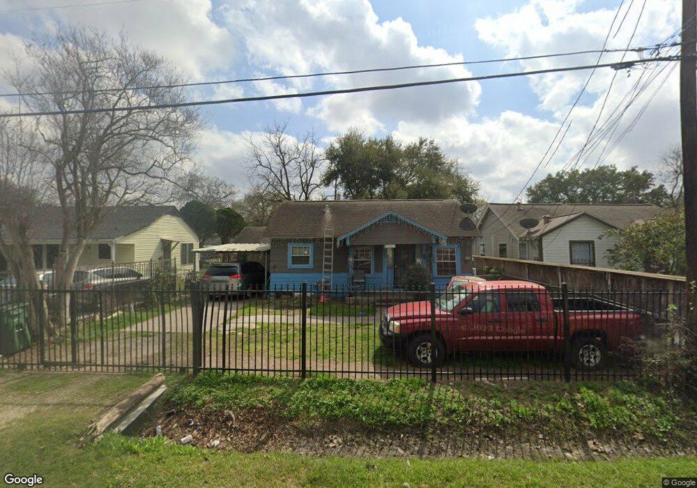 52 Fichter St, Houston, TX 77022 - photo 1