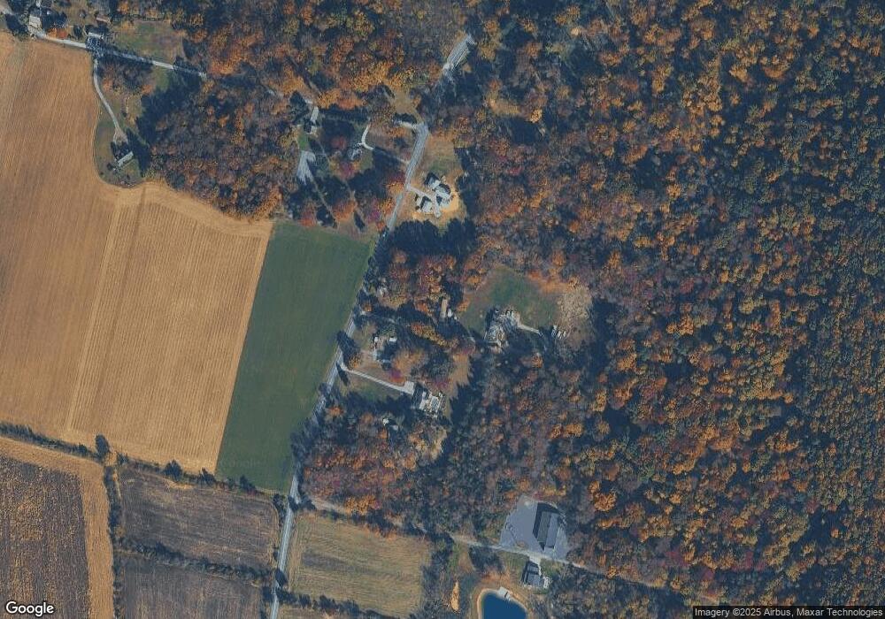 811 Manatawny Rd, Boyertown, PA 19512 - photo 1