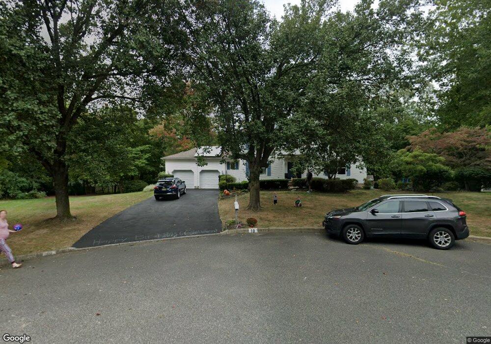 10 Lauer Ct, Middletown, NJ 07748 - photo 1