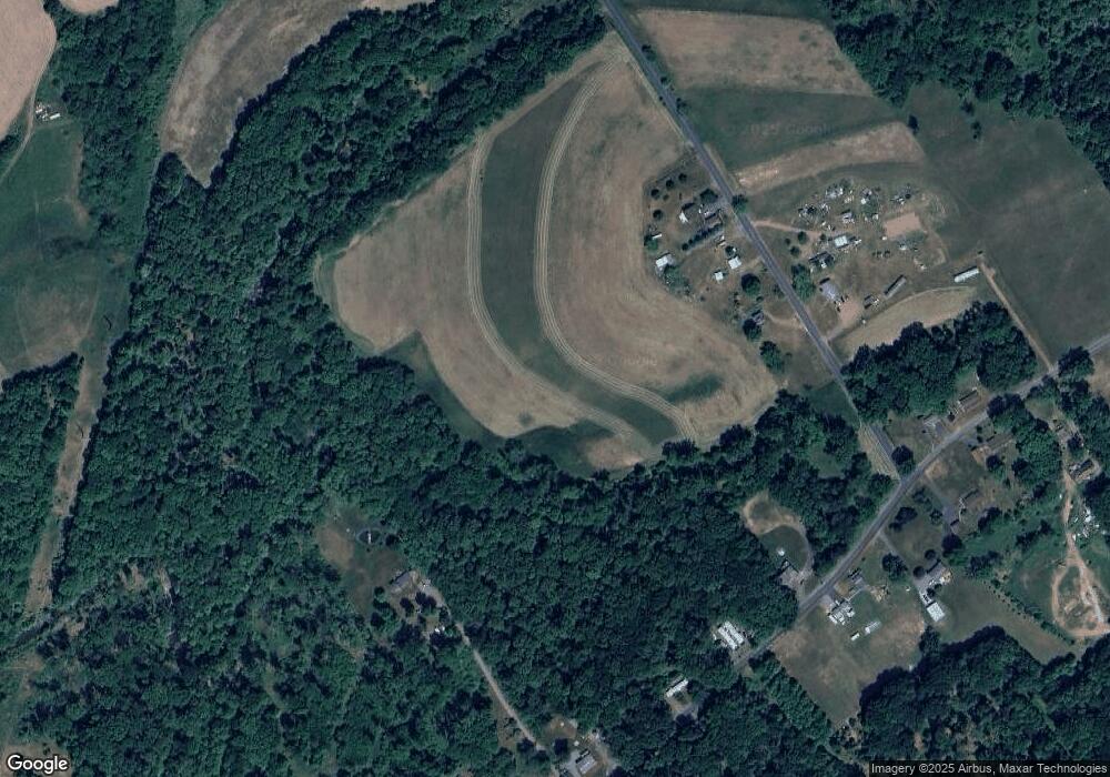 21 Weishample Rd, Hegins, PA 17938 - photo 1