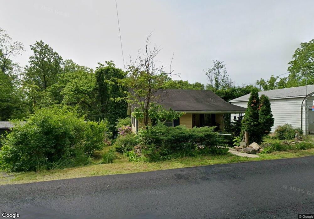 4690 Churchview Rd, Zionsville, PA 18092 - photo 1