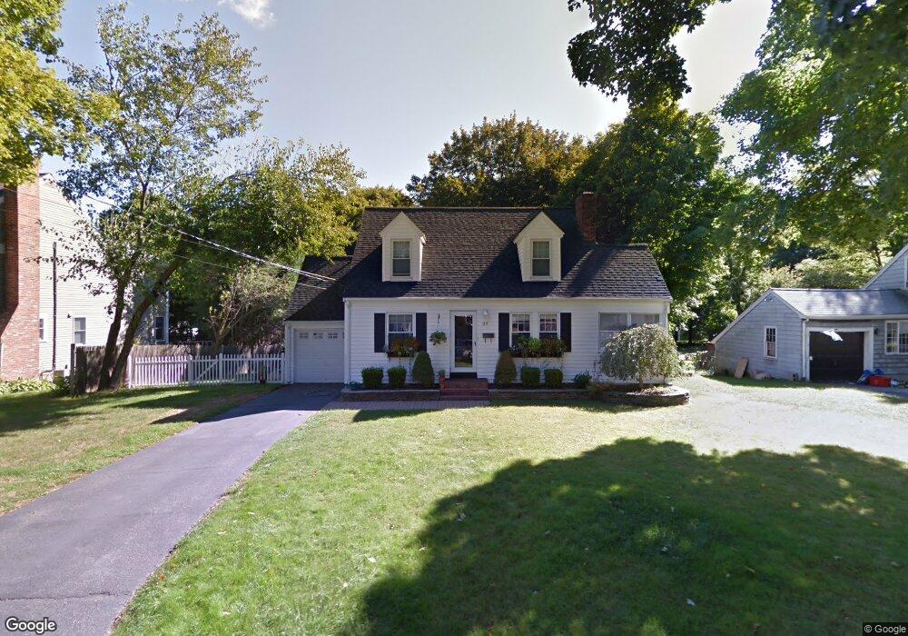 27 Court St, Wakefield, MA 01880 - photo 1