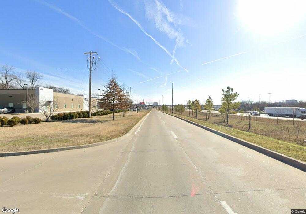 1013 S 34th St, Tulsa, OK 74105 - photo 1