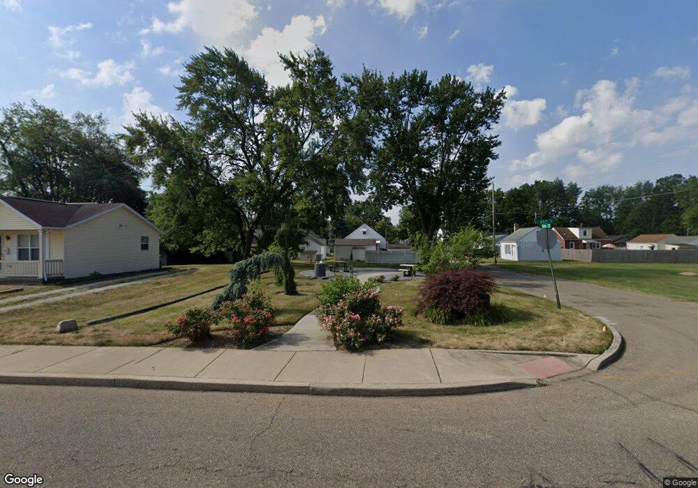 2332 25th St NE, Canton, OH 44705 - photo 1