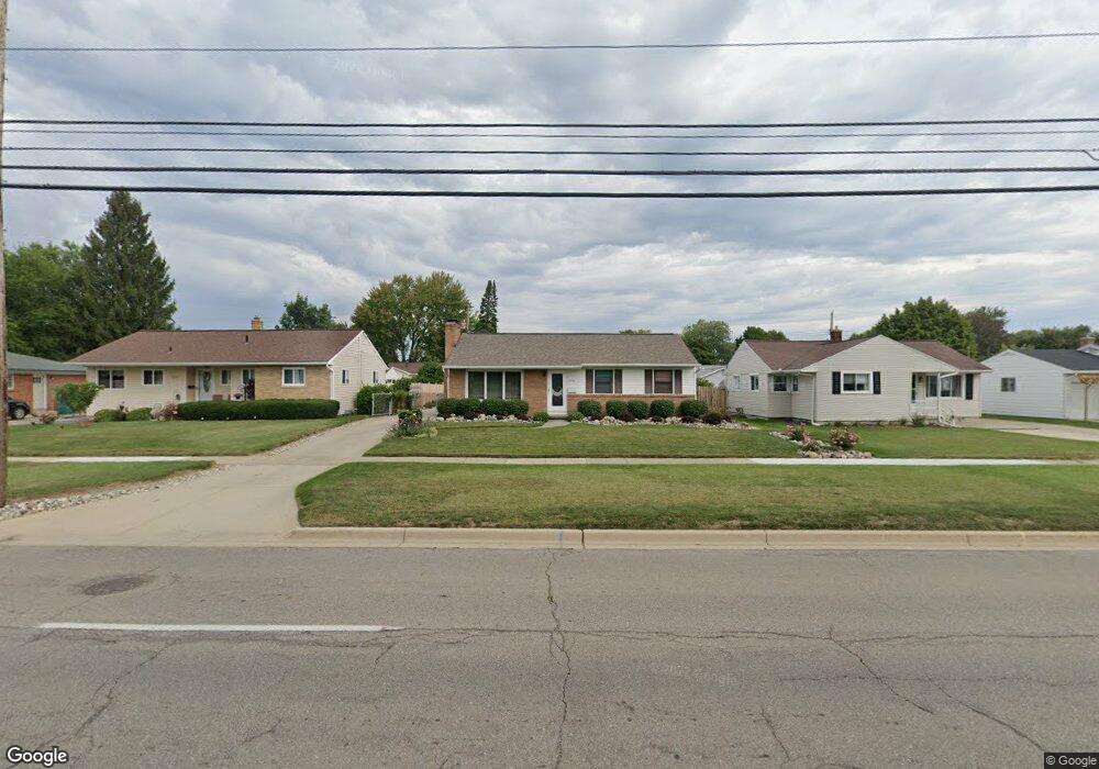 3436 W Willow St, Lansing, MI 48917 - photo 1