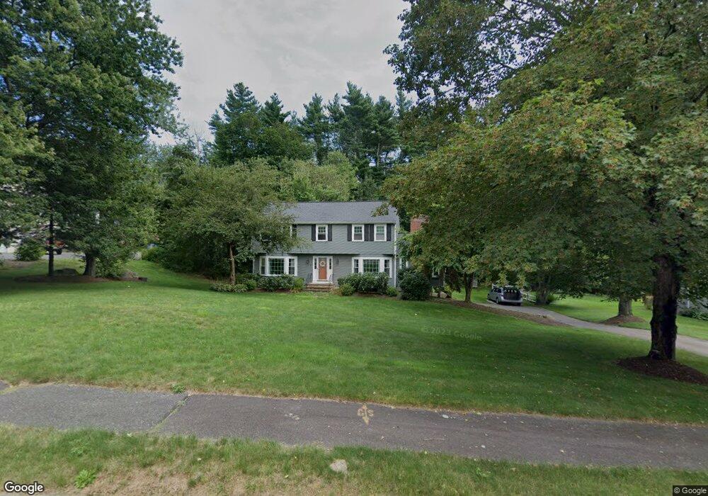 7 Lakewood Dr, Medfield, MA 02052 - photo 1