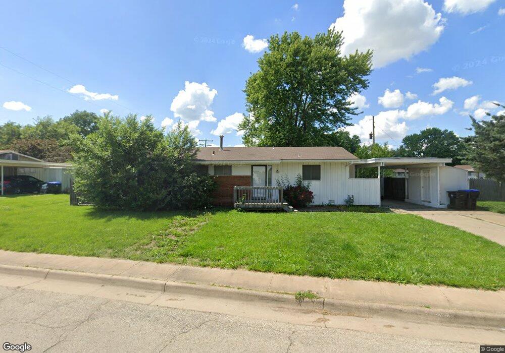 7009 SW Woodcroft Way, Topeka, KS 66619 - photo 1