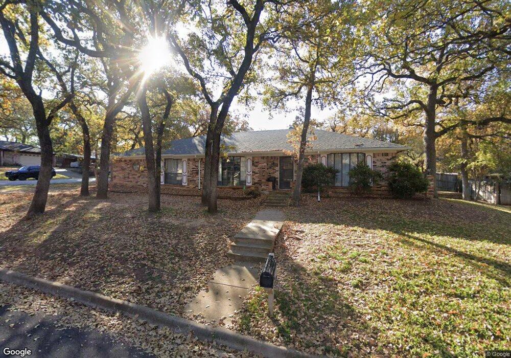 505 Stonehenge Dr, Hurst, TX 76054 - photo 1