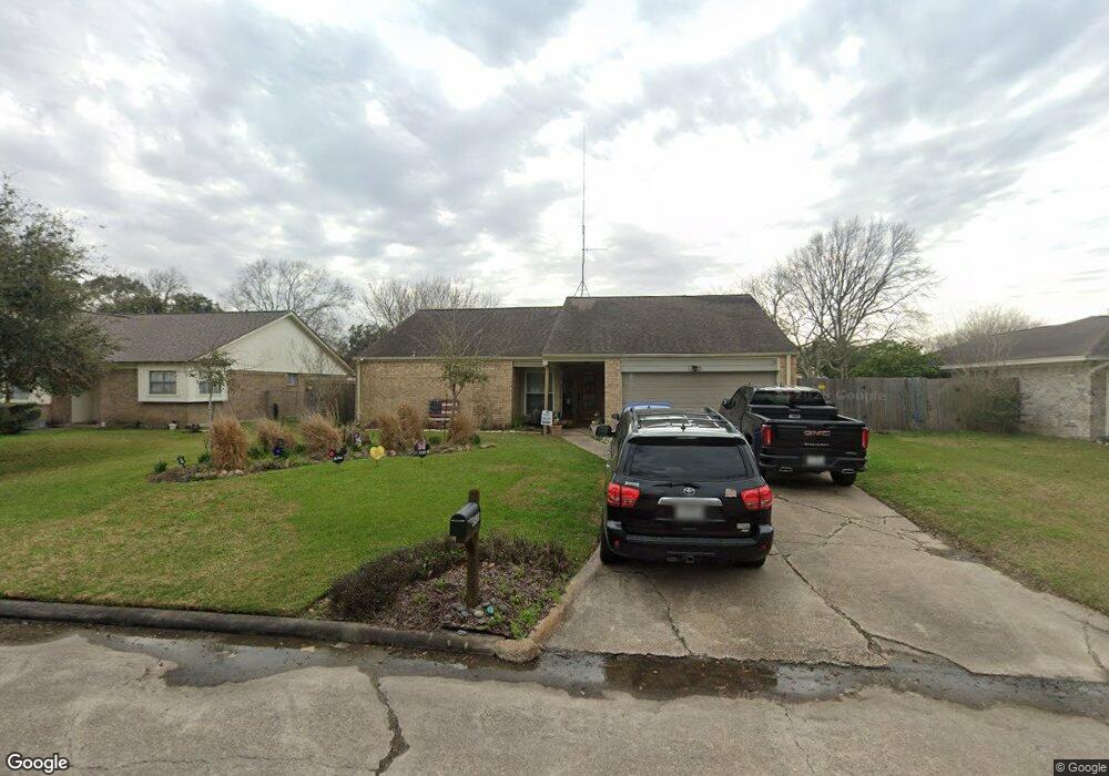 4920 Kentington Dr, Alvin, TX 77511 - photo 1