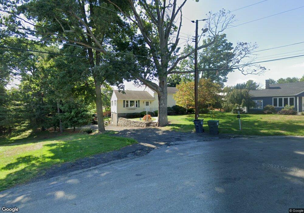 8 Ridgeview Dr, Newburgh, NY 12550 - photo 1