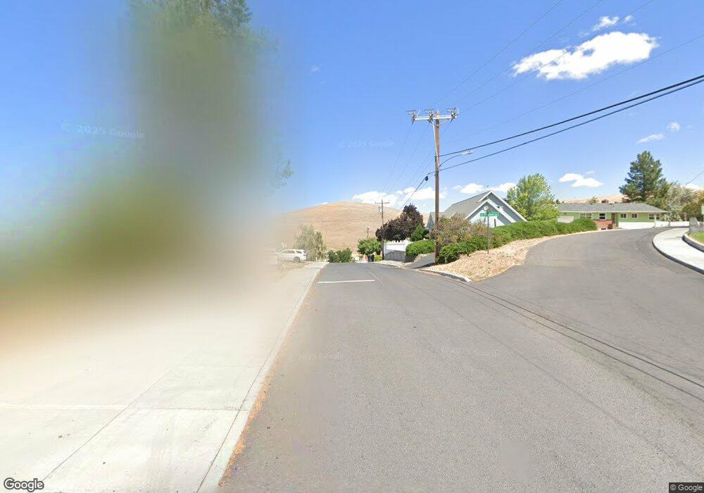 240 N Gilmore St, Heppner, OR 97836 - photo 1