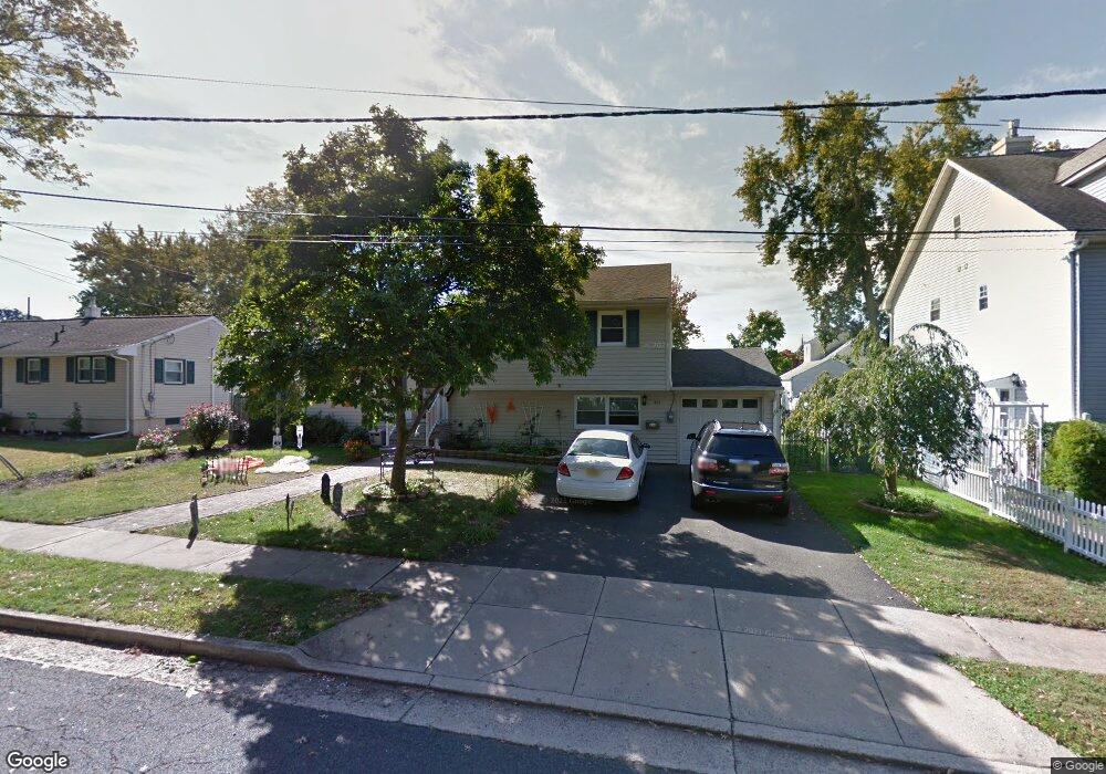 415 Jasinski Ave, Manville, NJ 08835 - photo 1