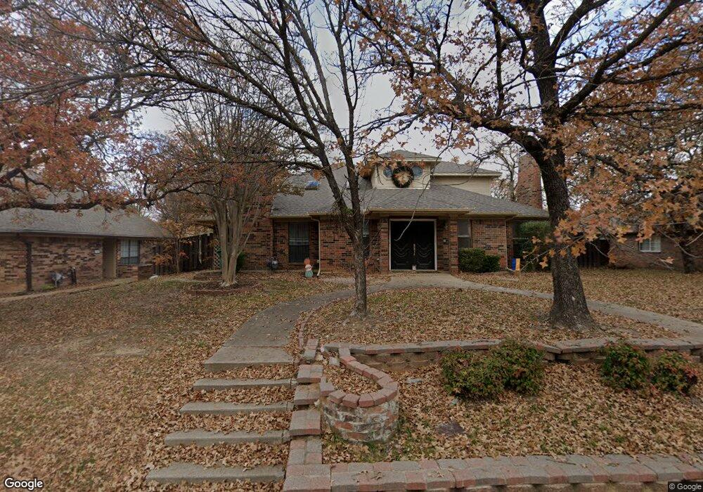 1129 Bent Oaks Dr, Denton, TX 76210 - photo 1