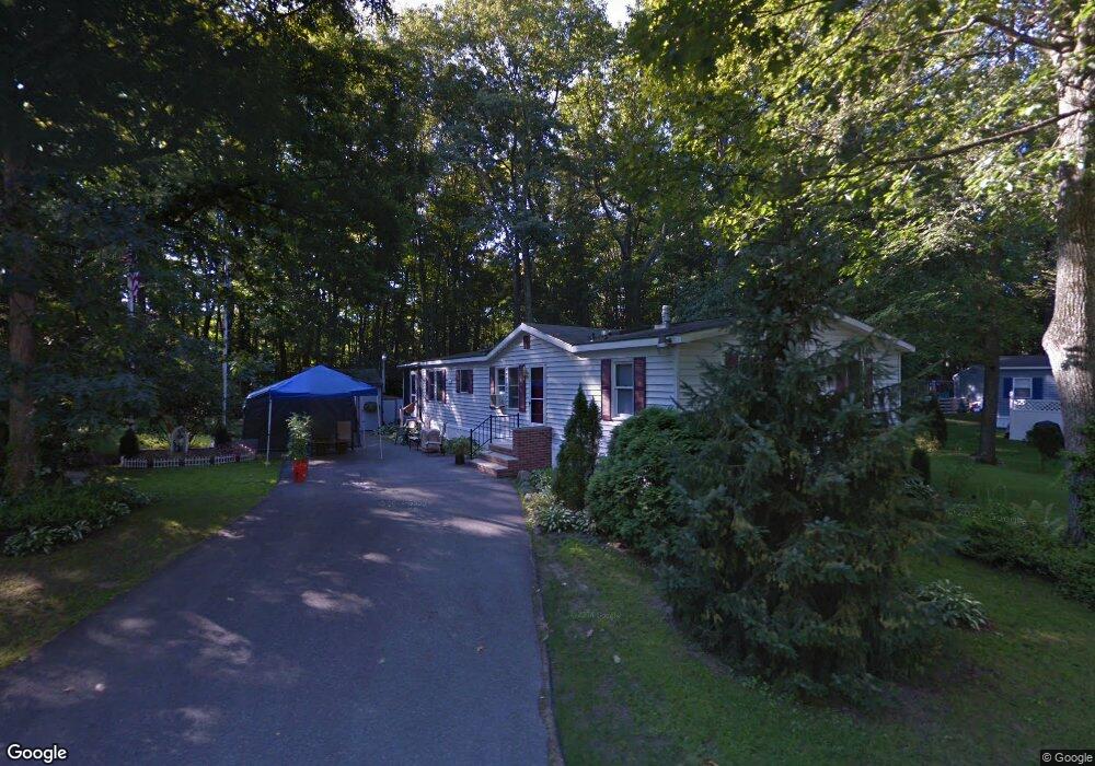 9 Stanwood Dr, Nashua, NH 03063 - photo 1