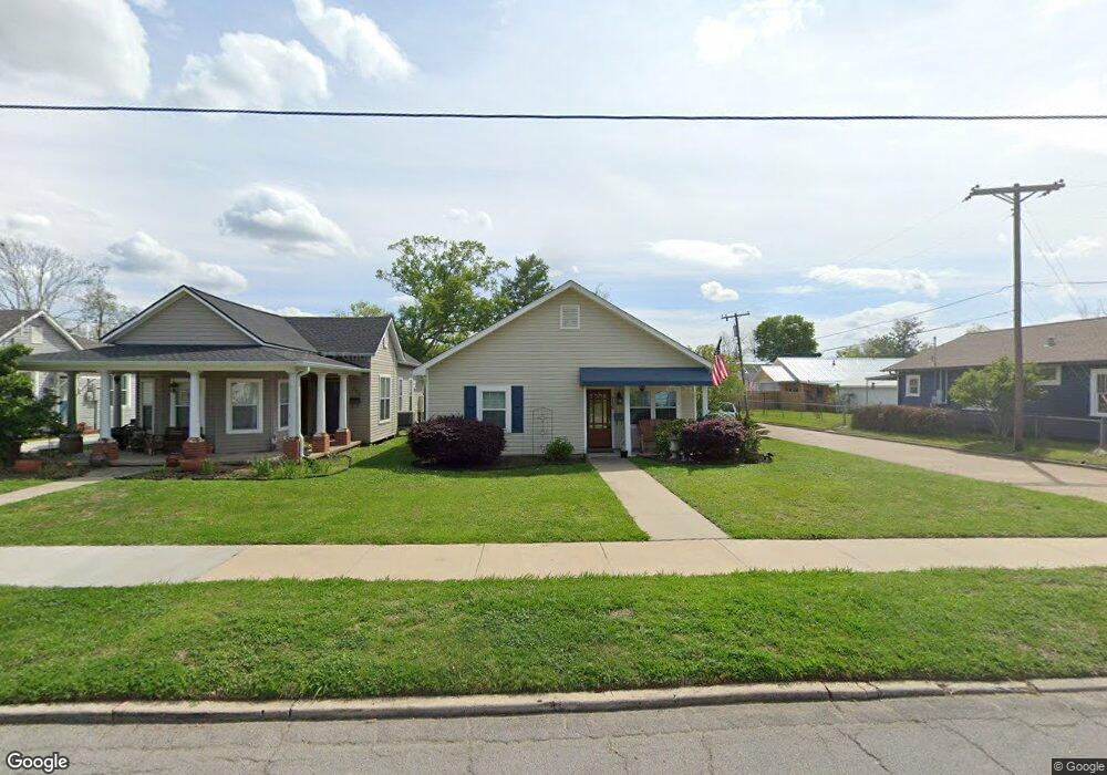 710 Cleveland St, Lake Charles, LA 70601 - photo 1