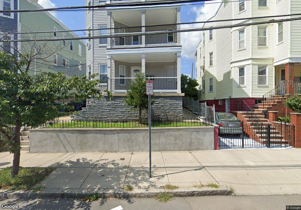 40 Temple St unit 2, Somerville, MA 02145 - photo 1