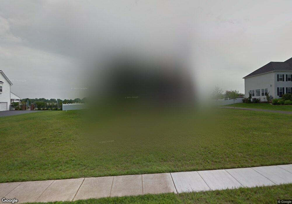 5 Manchester Ct, Columbus, NJ 08022 - photo 1