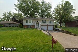 2325 Troy Dr, East Moline, IL 61244