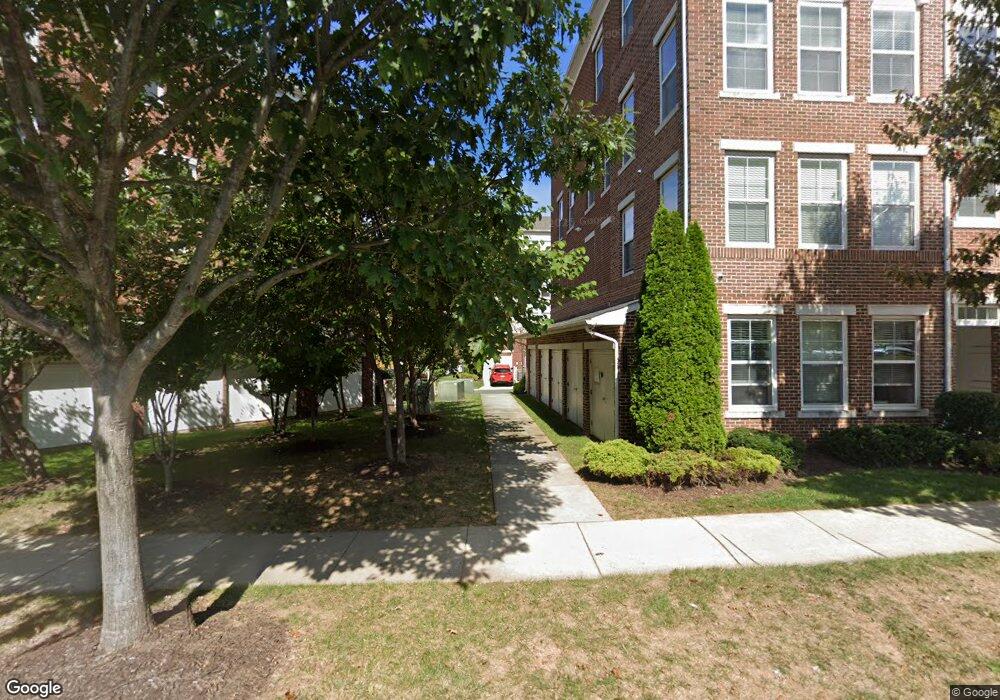 3025 Rittenhouse Cir, Fairfax, VA 22031 - photo 1