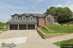 1415 Golden Hills Dr, Crescent, IA 51526