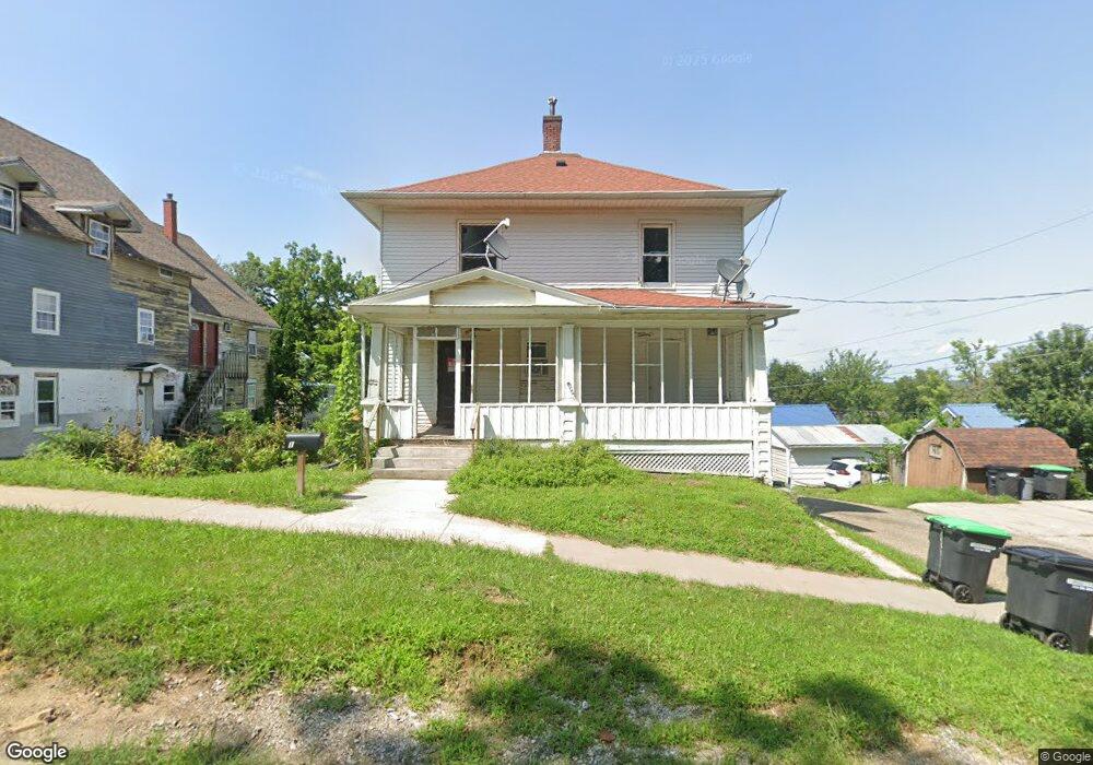 118 Maple St, Columbus Junction, IA 52738 - photo 1