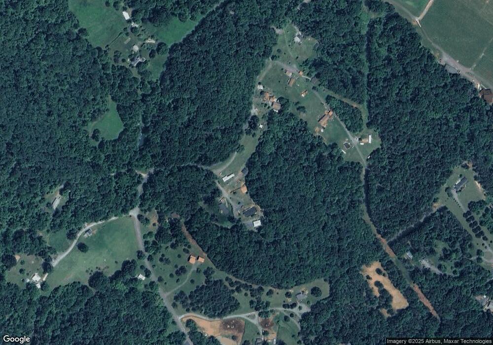 652 Mountain Rd, Afton, VA 22920 - photo 1