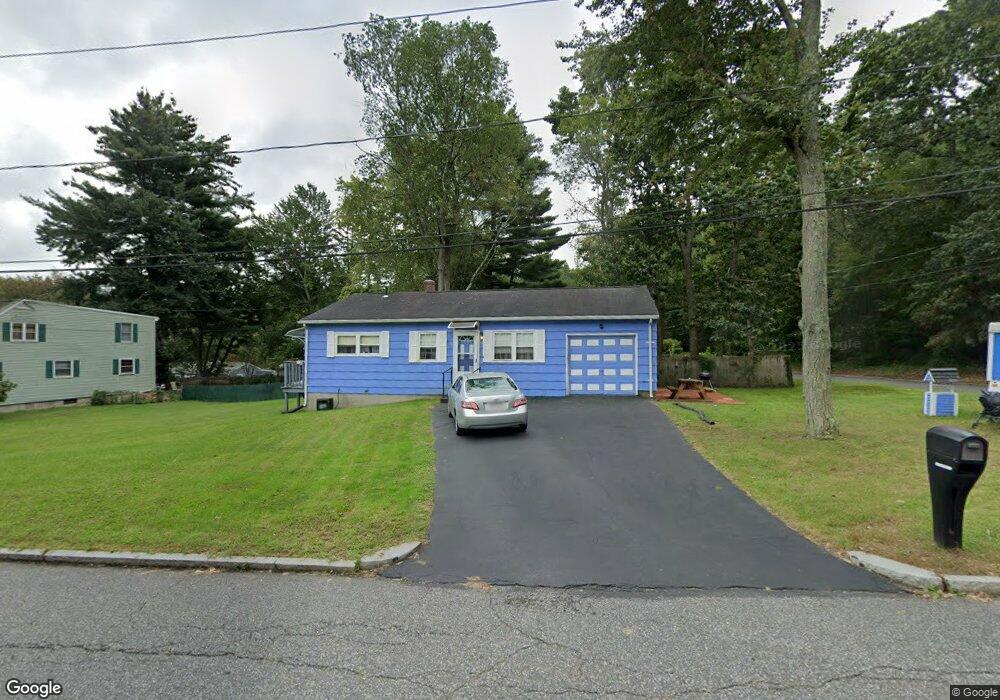 9 Shelby St, Springfield, MA 01109 - photo 1