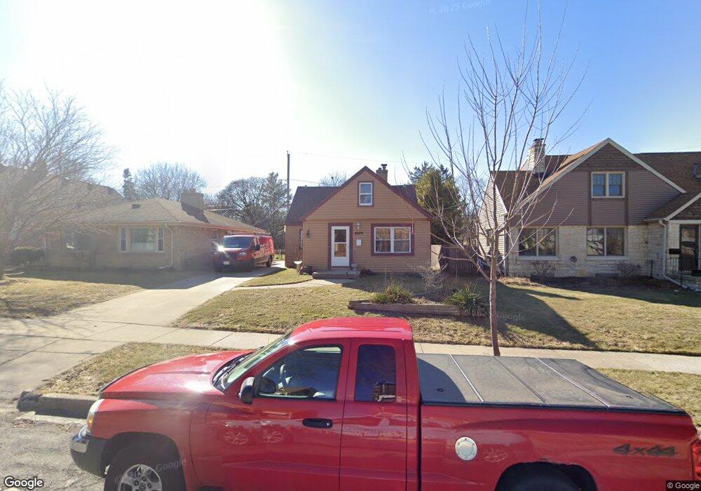 4209 S Taylor Ave, Milwaukee, WI 53207 - photo 1