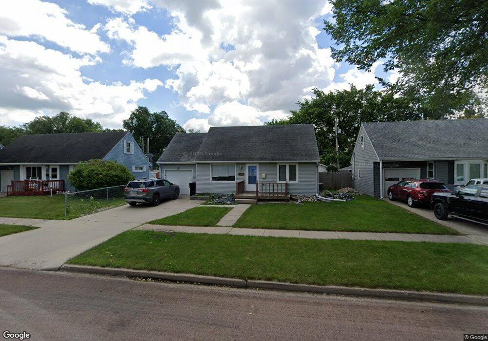 2002 11th Ave S, Fargo, ND 58103 - photo 1