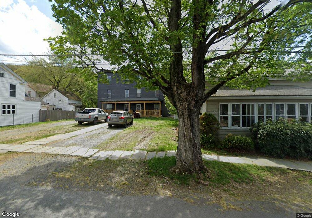 210 Chestnut Ave, Hawley, PA 18428 - photo 1