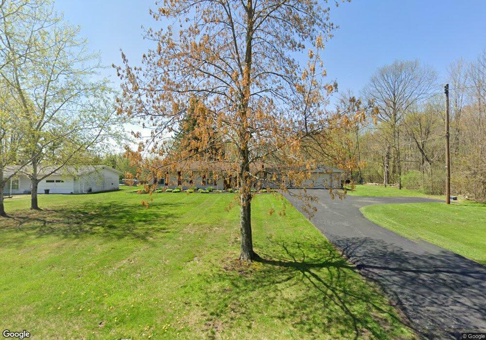 375 N Bissell Rd, Aurora, OH 44202 - photo 1