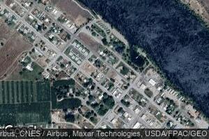 210 9th St, Bridgeport, WA 98813
