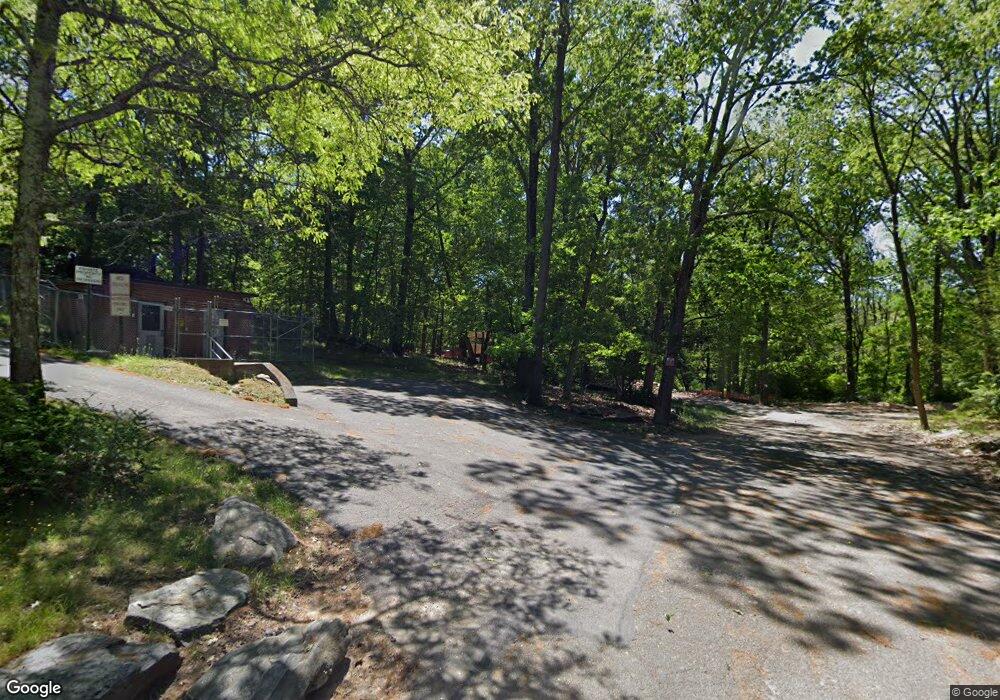 208 Hermits Rd, Irvington, NY 10533 - photo 1