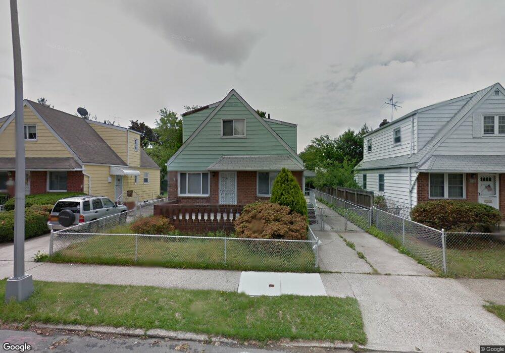 6412 138th St, Flushing, NY 11367 - photo 1