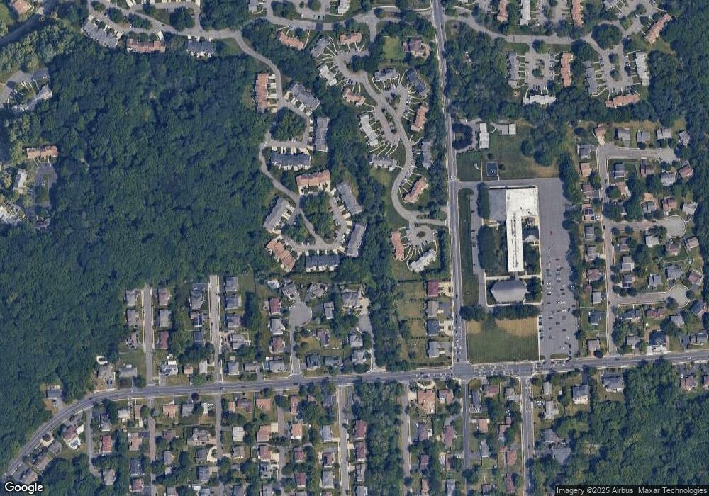 4002 Spring Brook Dr, Edison, NJ 08820 - photo 1