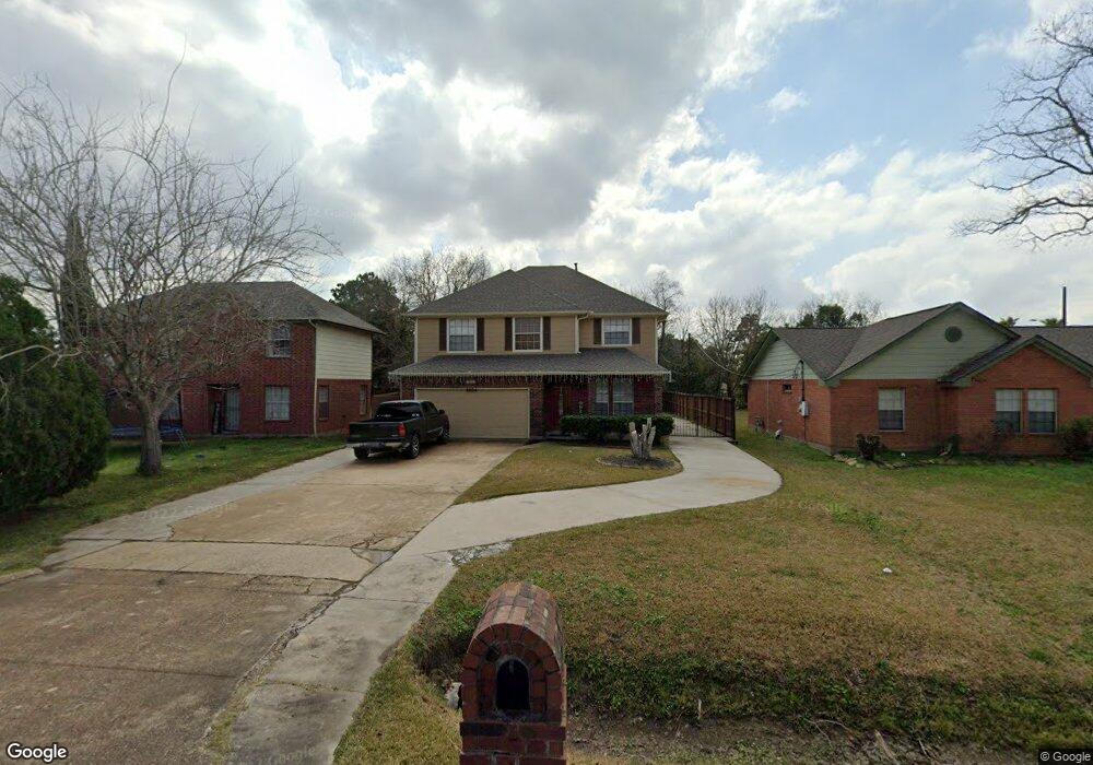 8304 Swiftwater Ln, Houston, TX 77075 - photo 1