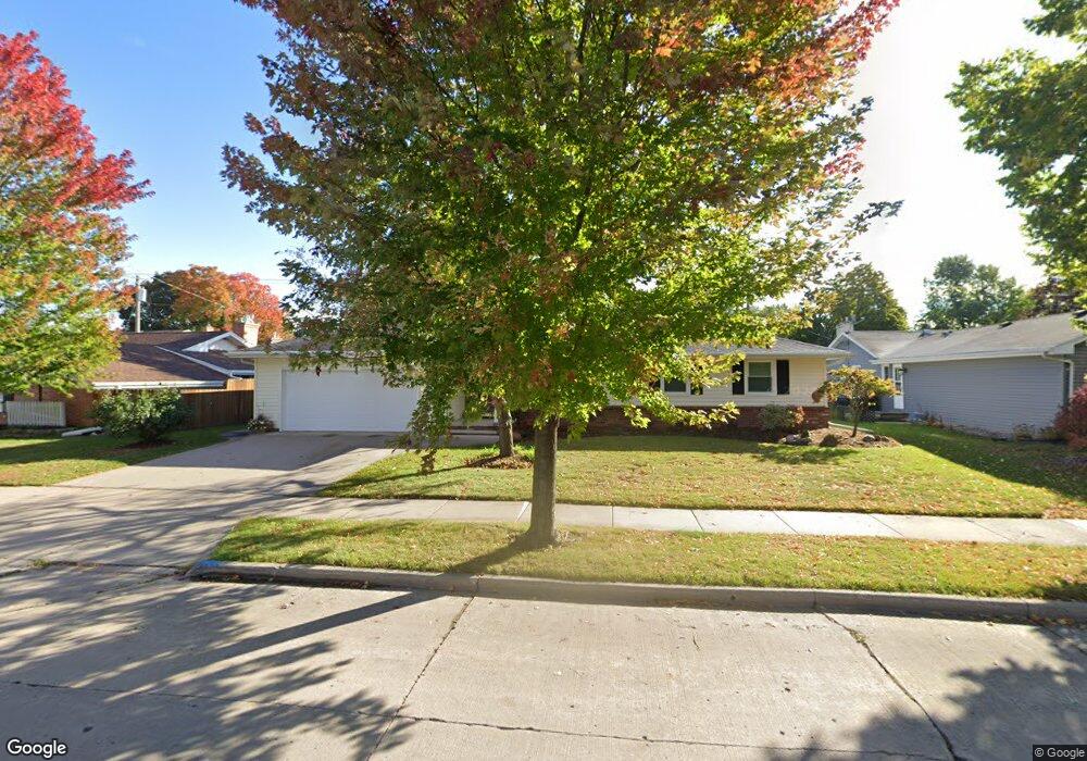 2010 N Linwood Ave, Appleton, WI 54914 - photo 1